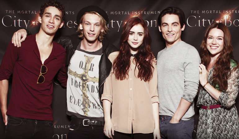 Ile wiesz na temat serii „Dary Anioła”?