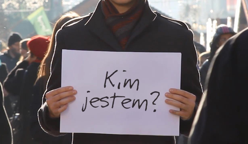 Kim tak naprawde jesteś?