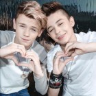 LoveBarsAndMelody143