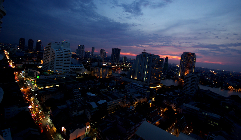 Dziewczyna z miasta #1