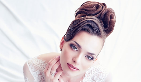 Jaka fryzura pasuje do ciebie? ( test dla dziewczyn! )