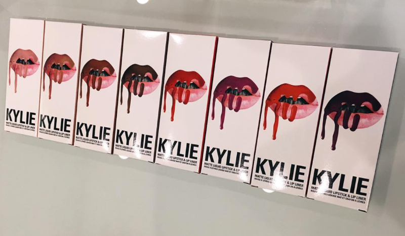 Jaki Lip Kit od Kylie Jenner do Ciebie pasuje?