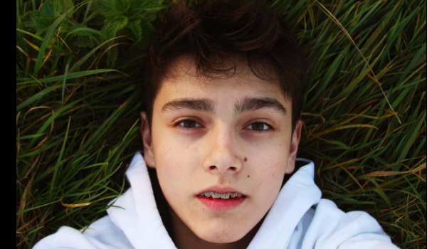 Niezwykła Dziewczyna 6