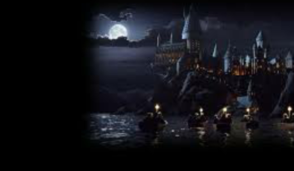 Daughters of the Moon-Secrets of Hogwart #3