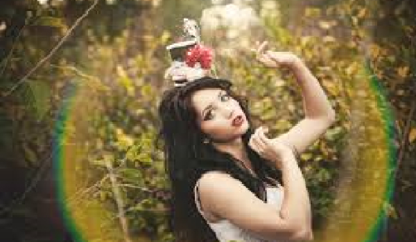 dziewczyna z legędy #3