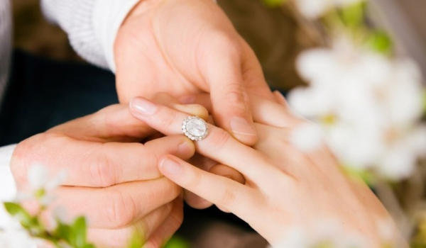 Jak będzie wyglądał Twój pierścionek zaręczynowy?