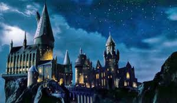 Twoja historia w Hogwarcie  ~cz.1