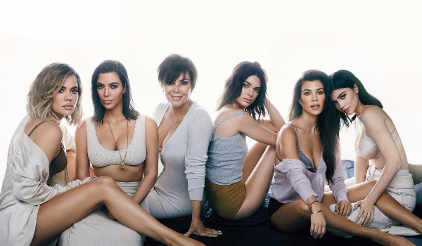 Rozpoznasz przyjaciół i rodzinę Kardashian?