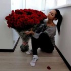 GirlWithRedRoses