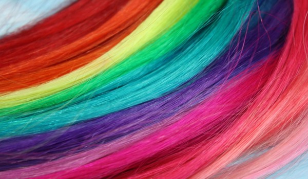 Jaki nietypowy kolor włosów do ciebie pasuje?