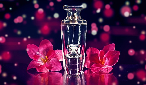 Jaki zapach jest idealny właśnie dla Ciebie? – Horoskopquiz