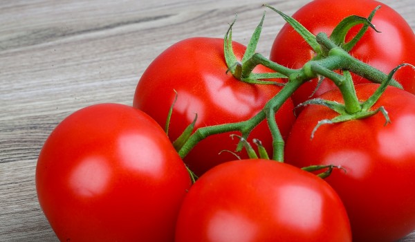 Czy rozpoznasz paprykę wśród pomidorów?