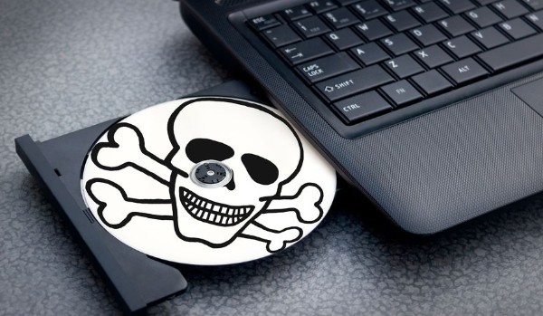 Piractwo komputerowe
