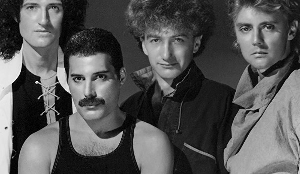 Czy dopasujesz zdjęcie zespołu Queen lub Freddiego Mercurego do roku?