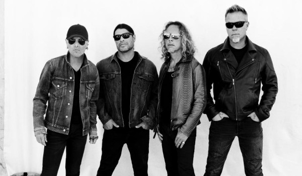 Czy ułożysz w kolejności chronologicznej albumy zespołu Metallica?