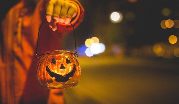 Który Słowiański demon i czym obdaruje cię w Noc Halloween? – interaktywna historia
