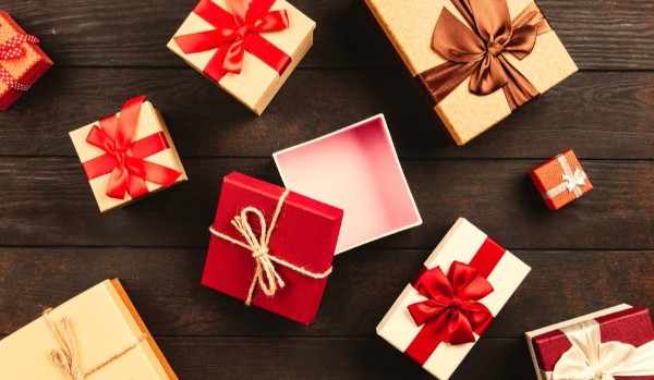 Jaki własnoręcznie zrobiony prezent powinieneś komuś podarować?