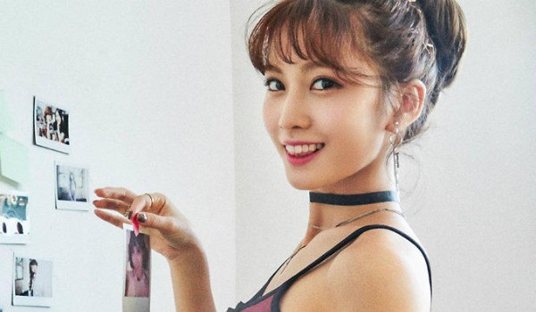 Przyjaciółki z internetu/ przedstawienie postaci