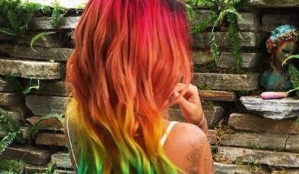 Na jaki kolor włosów powinieneś się przefarbować?