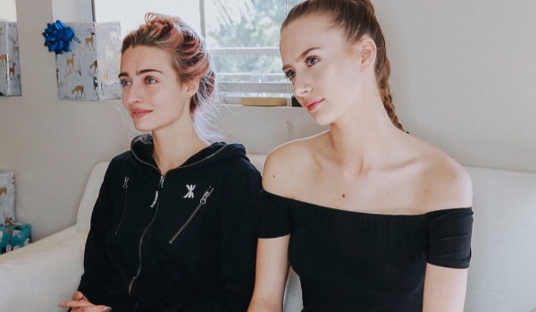 Która z sióstr Collins…?