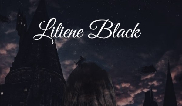 Liliene Lottie Black- 1 rok -naszyjnik