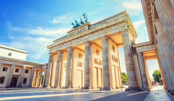 Przeliteruj zabytki Berlina