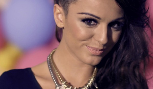 Jaki jest tytuł tej piosenki Cher Lloyd?