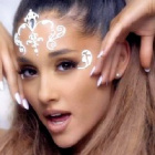 God_is_Ari_fan_2