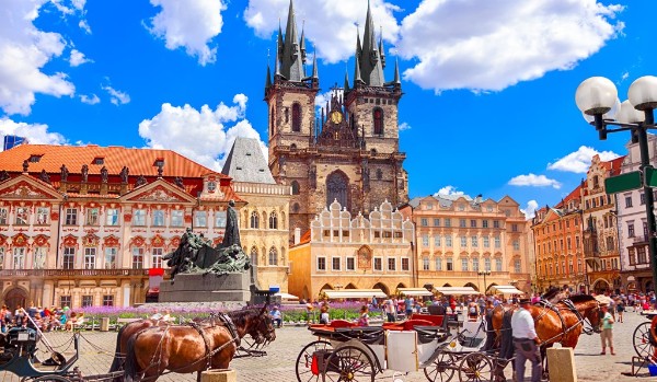 Przeliteruj zabytki Pragi