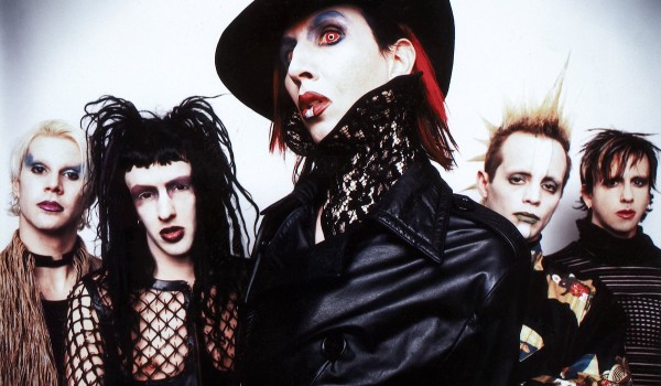 Przeliteruj teledyski Marilyn Manson