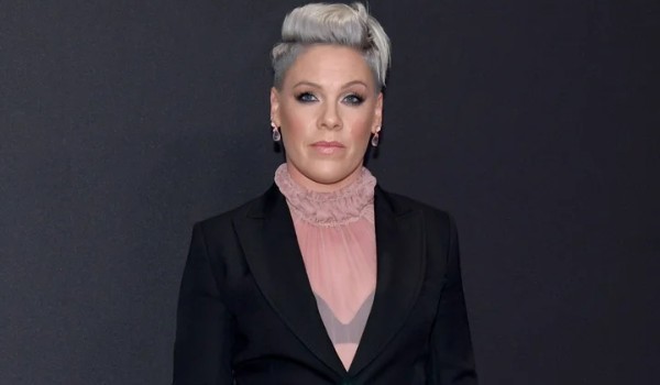 Przeliteruj teledyski Pink