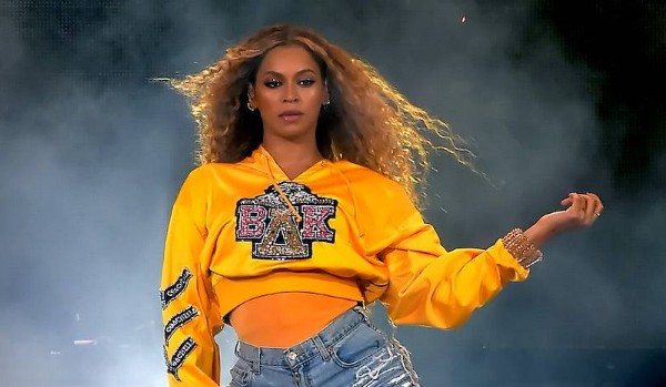 Czy rozpoznasz okładki singli Beyoncé po fragmencie?
