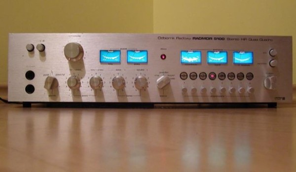 Amplitunery i wzmacniacze