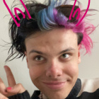 black_yungblud_club
