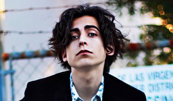 Aidan Gallagher – test wiedzy