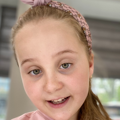 Girl.ZuZa