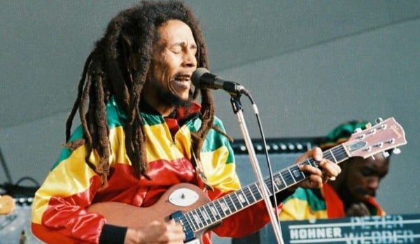Rozpoznasz te piosenki po fragmentach ich tekstu? – Bob Marley!