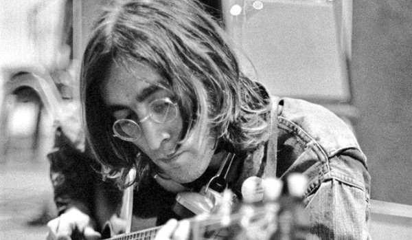 Rozpoznasz te piosenki po fragmentach ich tekstu? – John Lennon!