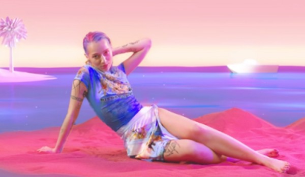 Young leosia czy sanah