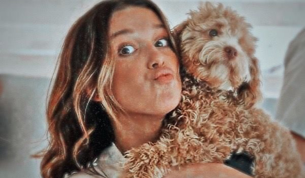 fake czy real?-Millie Bobby Brown