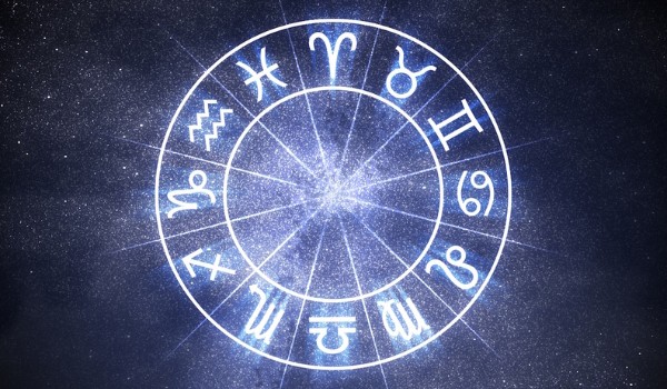 Dowiedz się jaki jest twój horoskop roczny dzięki znaku zodiaku.2022