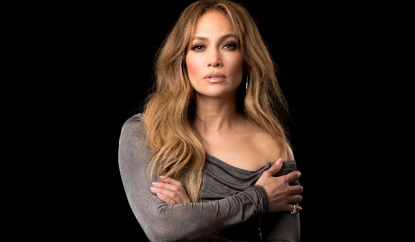 Jakie to zdjęcia okładek albumów Jennifer Lopez?