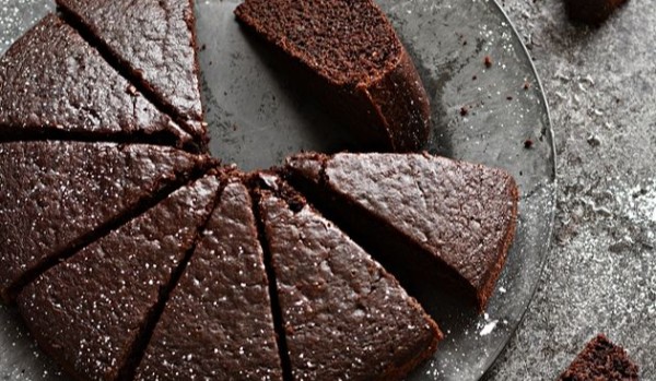Czy uda Ci się upiec ciasto czekoladowe? Przekonaj się!