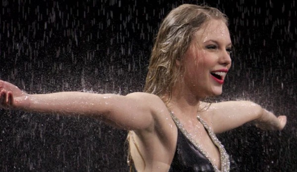 Fifteen (Taylor’s Version)