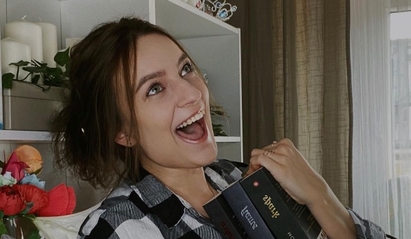 Quiz o książkach Moniki Rutki