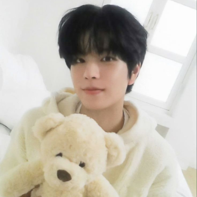 Kpopiara_Robloxiara